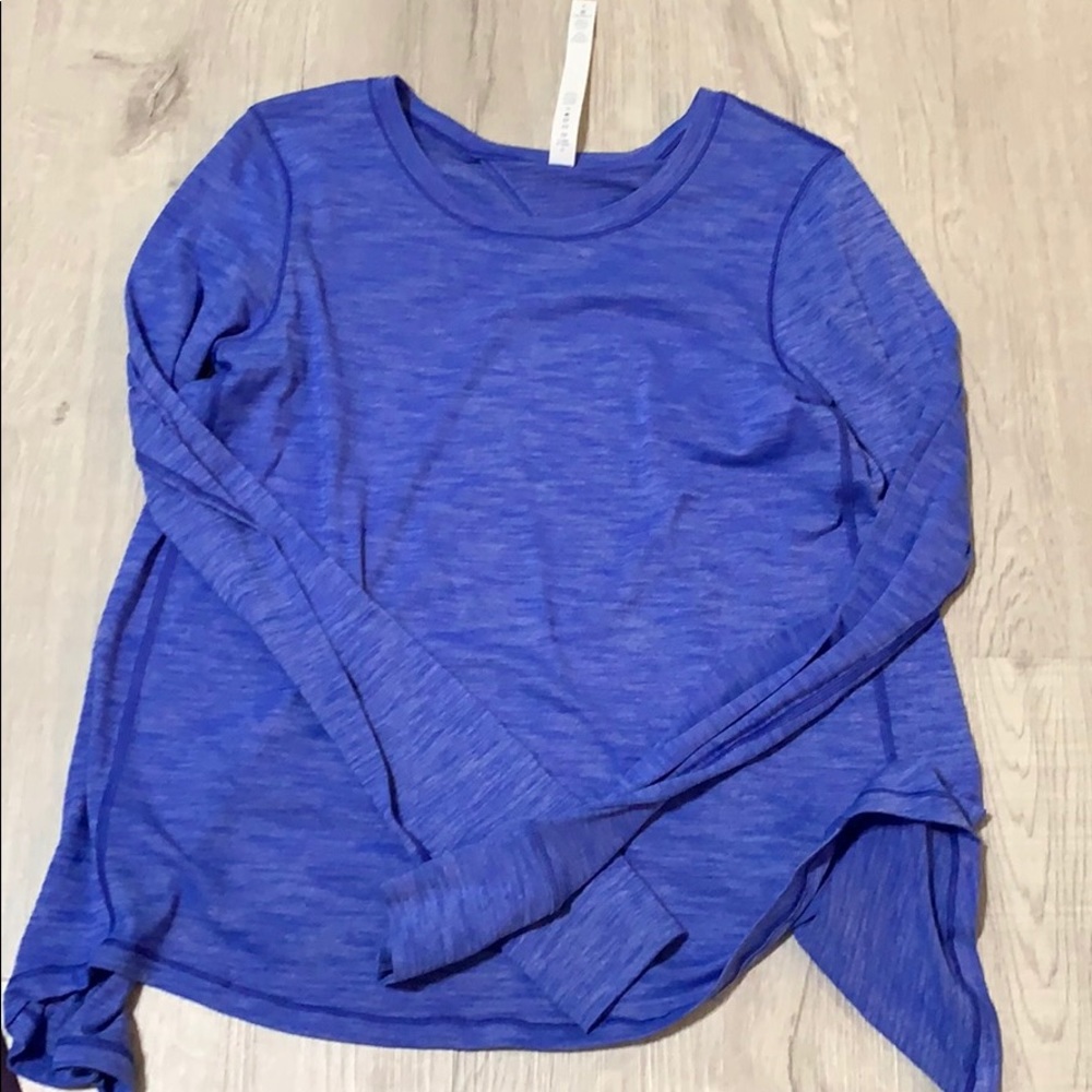 Lululemon back open top size6